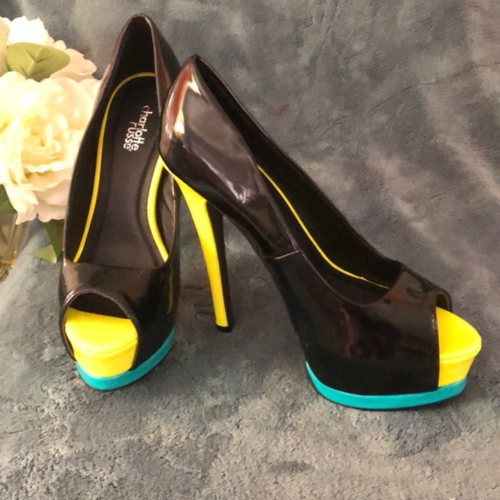 Charlotte Russe Ultra Cool Pumps - Picture 9 of 10